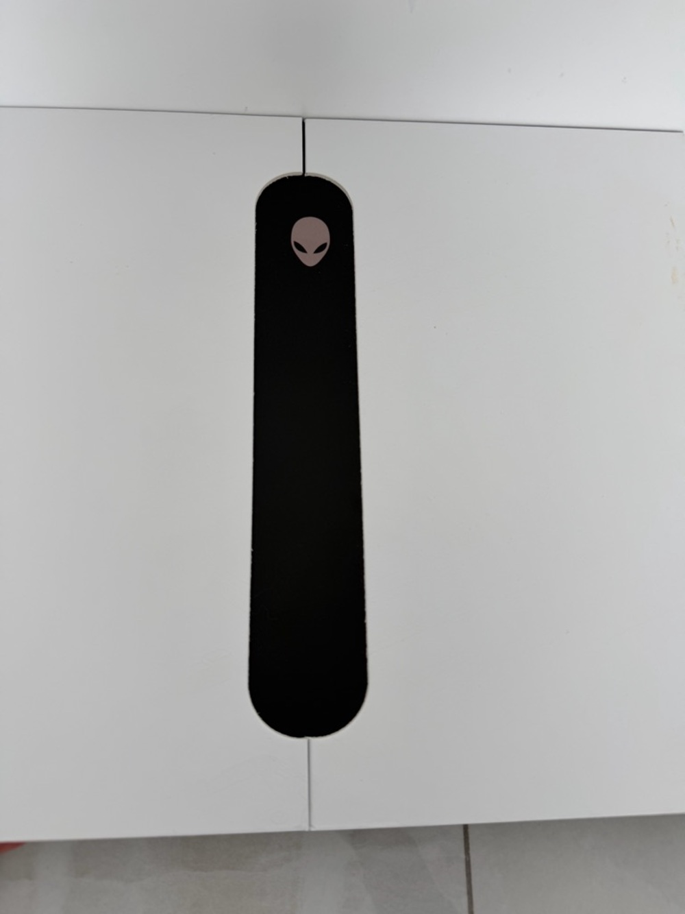 Alienware X16 R2 Empty Gaming Laptop Box - Picture 8 of 12